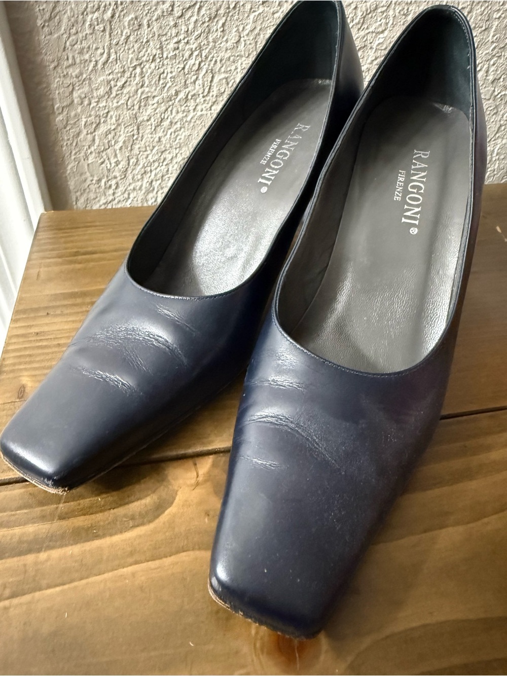 Made in Italy Rangoni Navy Leather Square-Toe Pumps